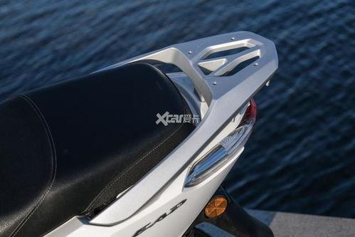 国产lead125试驾视频,畅享速度与激情的驾驭体验