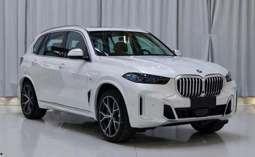 帅哥开国产宝马x5视频,帅哥驾驭新锐座驾，尽展非凡魅力